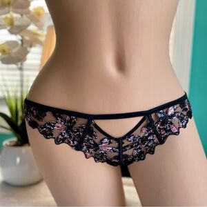 NWT Victorias Secret Sz XS Dream Angels Mesh Floral Lace Cheekini Cheeky Panties